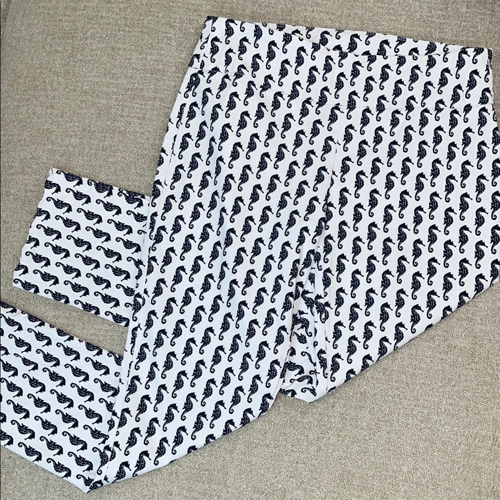 Attyre Seahorse Print Pant- Size 6